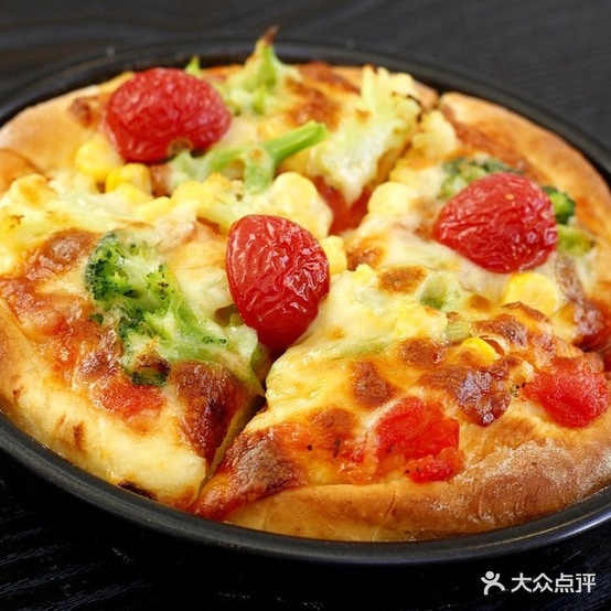 手功塔披萨店