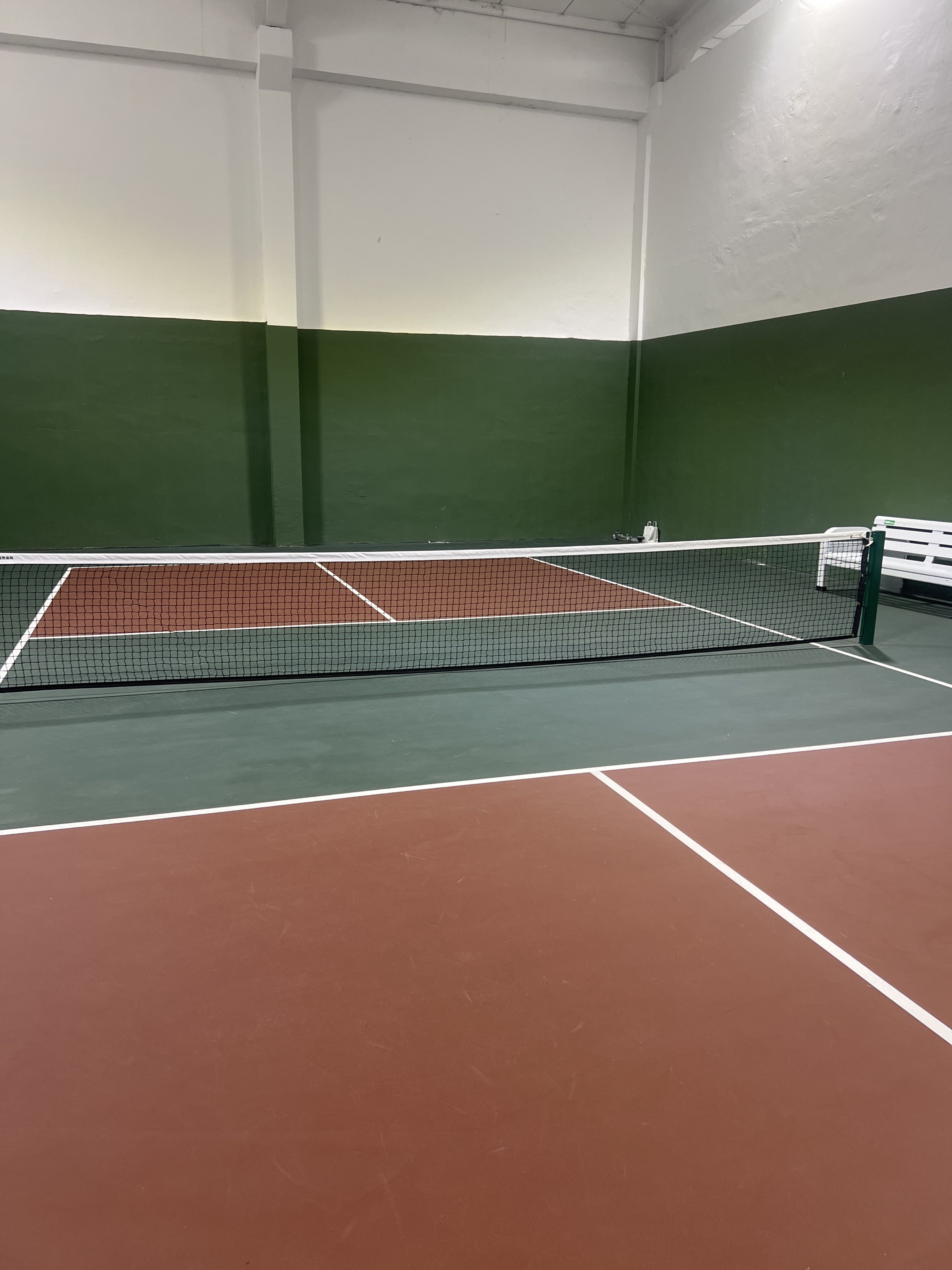 橡树国际网球俱乐部