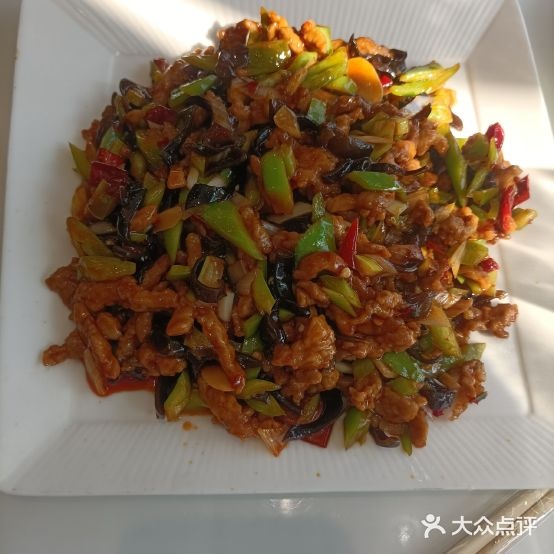 顺天祥鸿运饭庄(富民广场店)