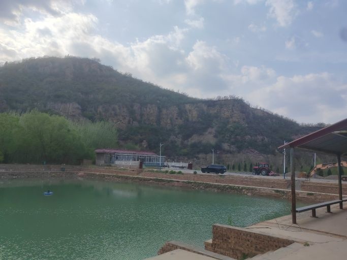 万合汇·子洪巨物垂钓园