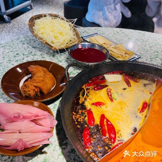 鸿姐火锅(解放南路店)