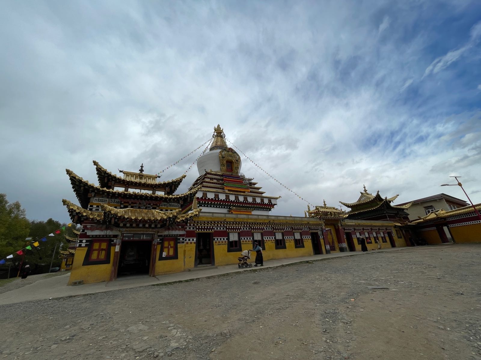 格尔登寺院