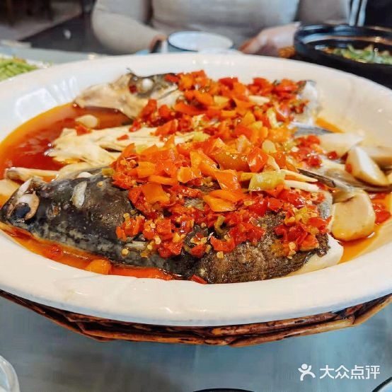 山塞鱼头村(麒麟紫荆城晨光苑店)