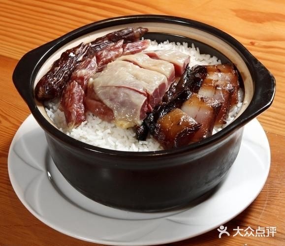 品记广东煲仔饭林桂米粉(万达广场汉安大道西段店)