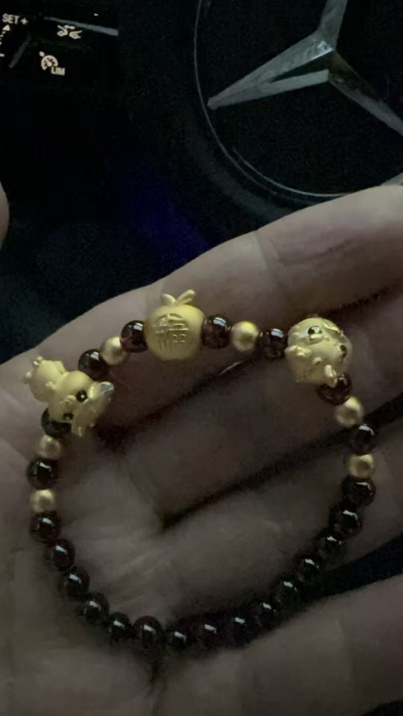 影后珠宝黄金回收