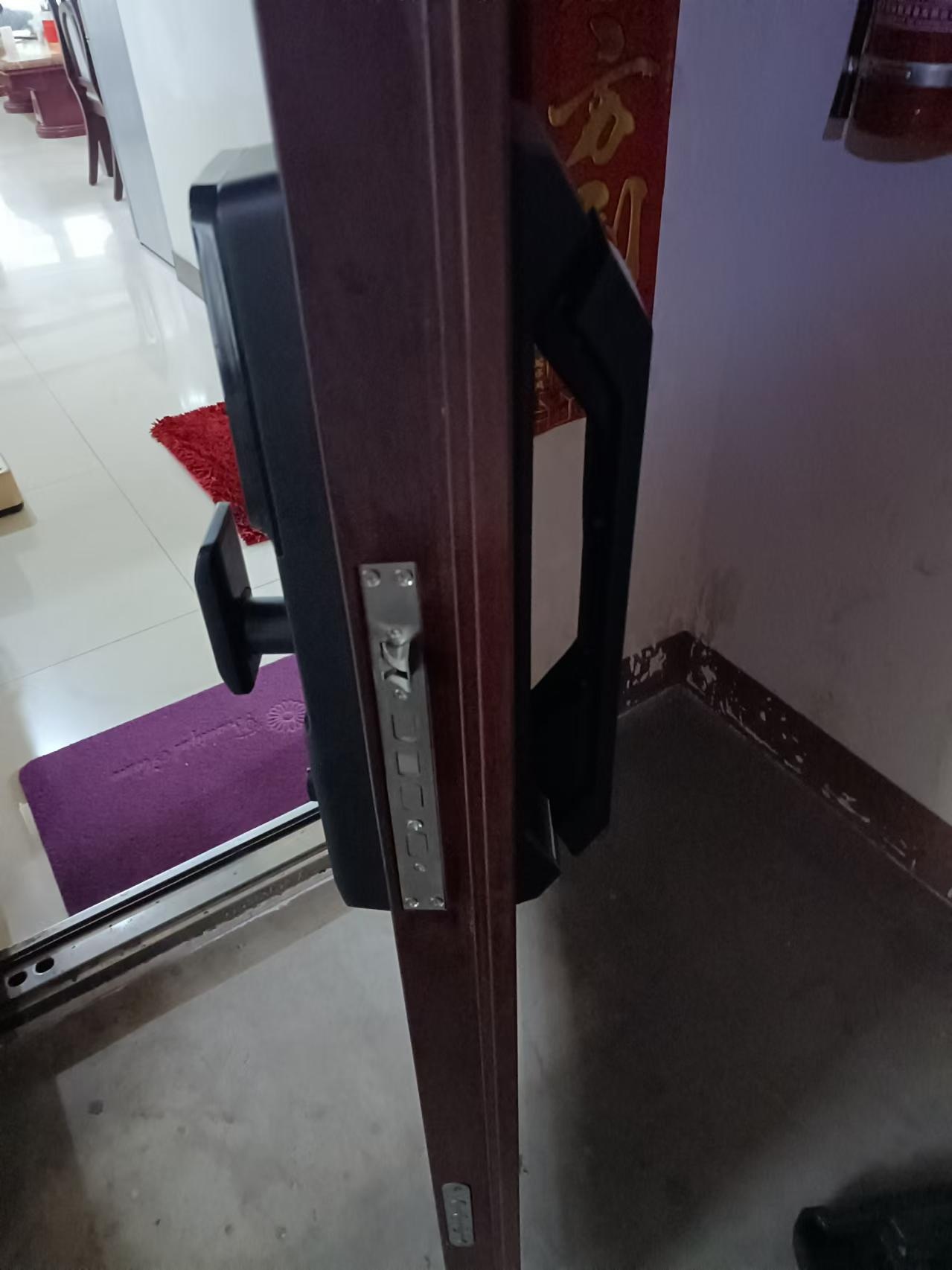 龙腾开锁汽车钥匙指纹锁