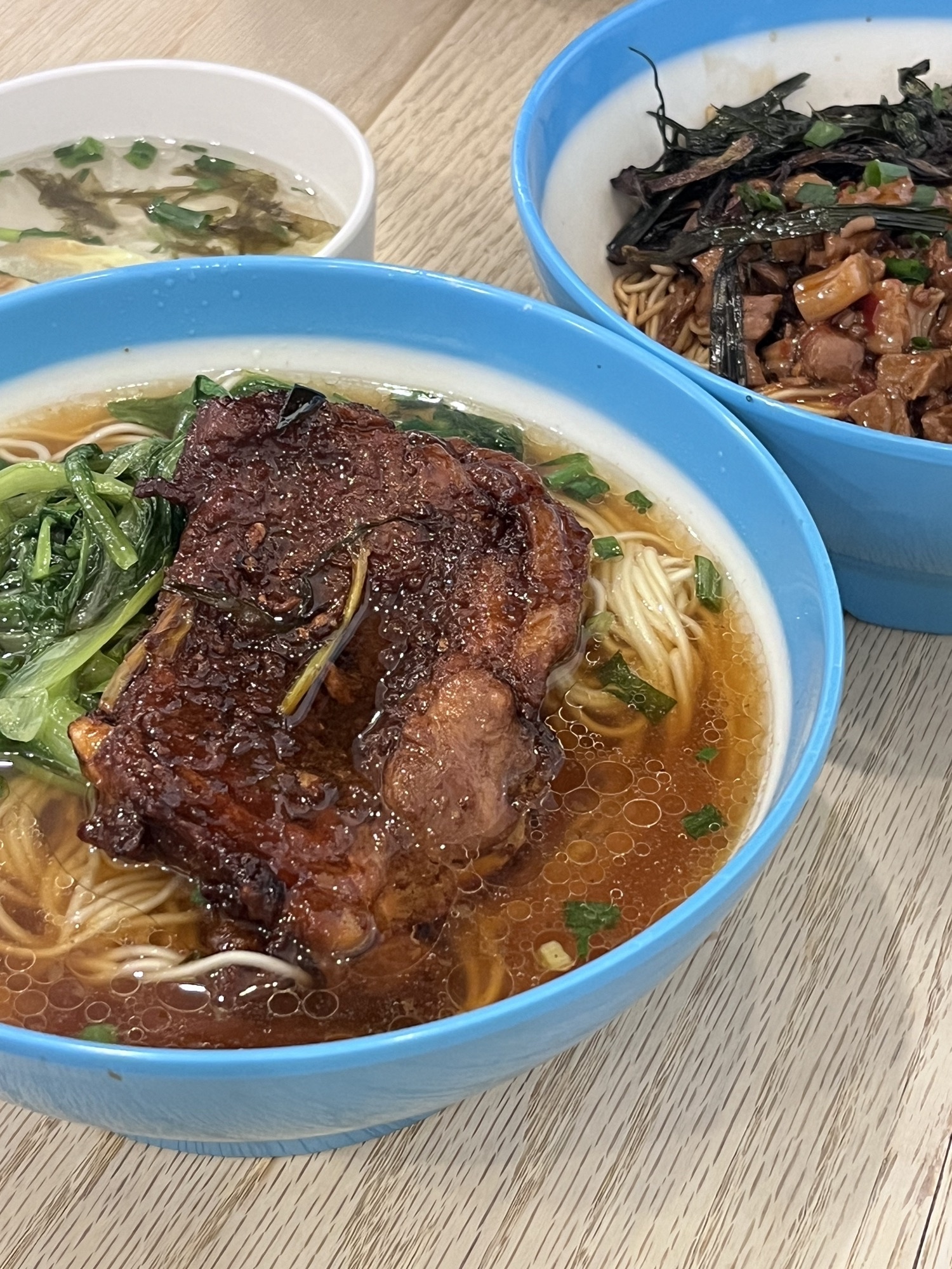 冯爸面馆(陕西南路店)