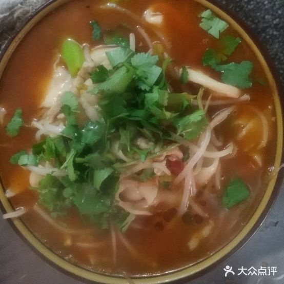 黄焖鸡米饭(灵宝长途汽车站店)