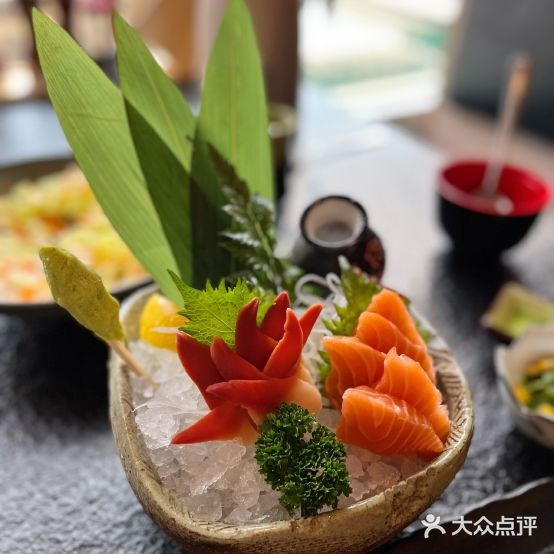 鳗鱼家·鳗胜·日式烧肉·铁板啥放题(左岸工社店)