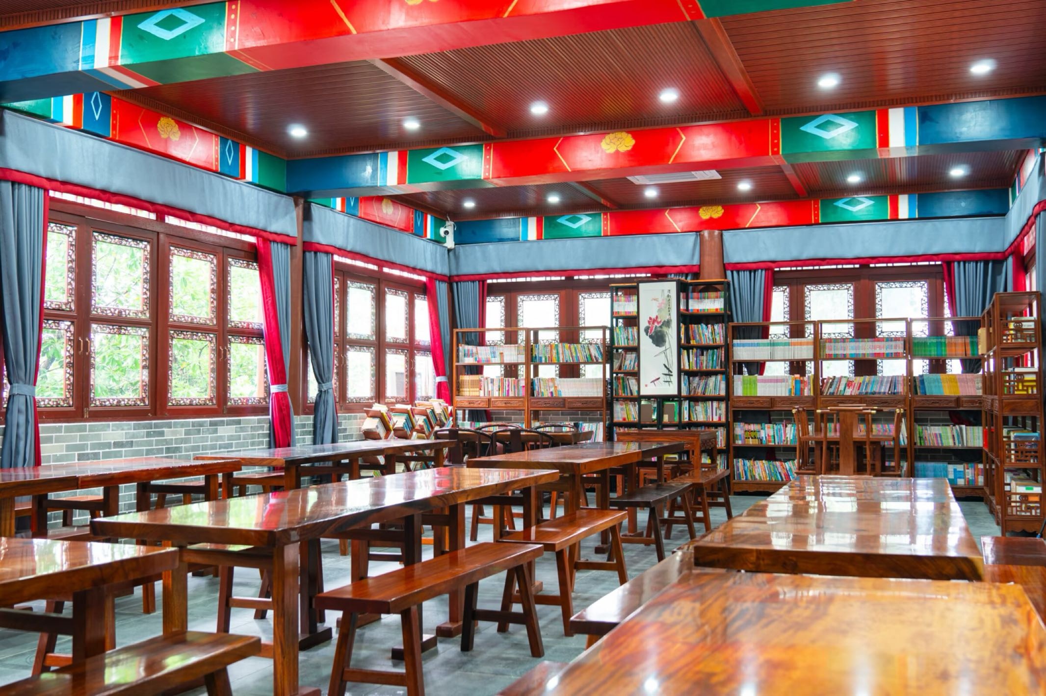 阳江市江城区龙源交椅山学校