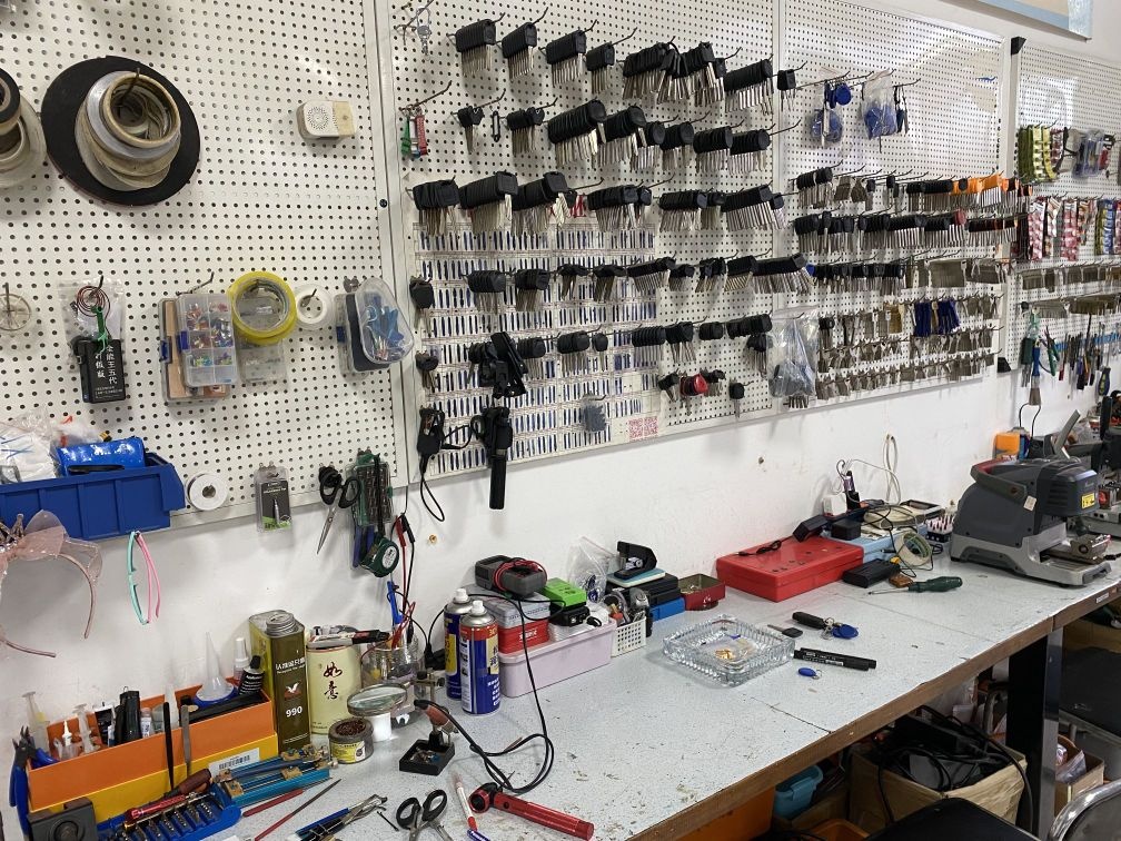 大华开锁·汽车钥匙