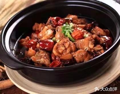 鸡公煲·纸上烤鱼(六灌路店)