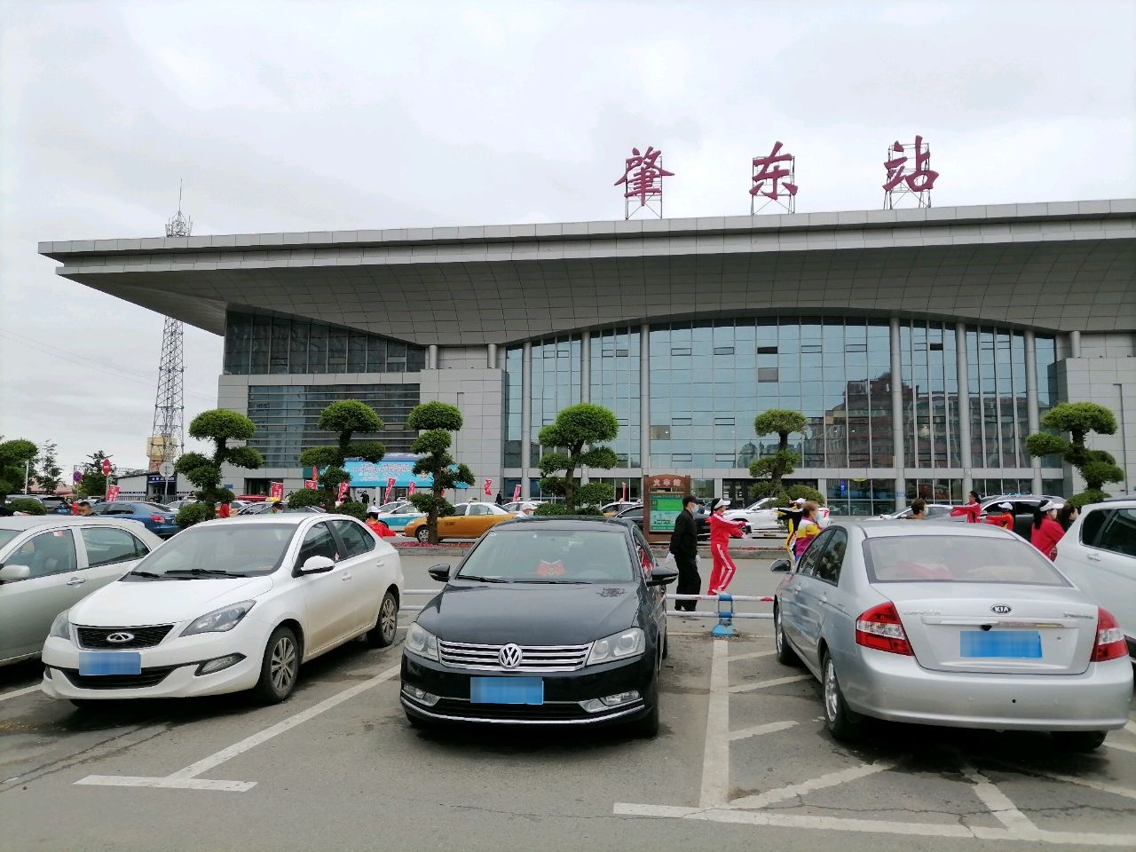 肇东站-地上停车场