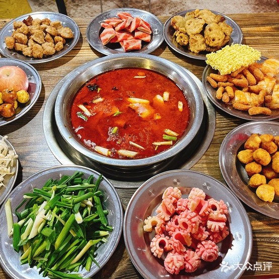 鱼哥片片鱼火锅资助(樊魏路店)