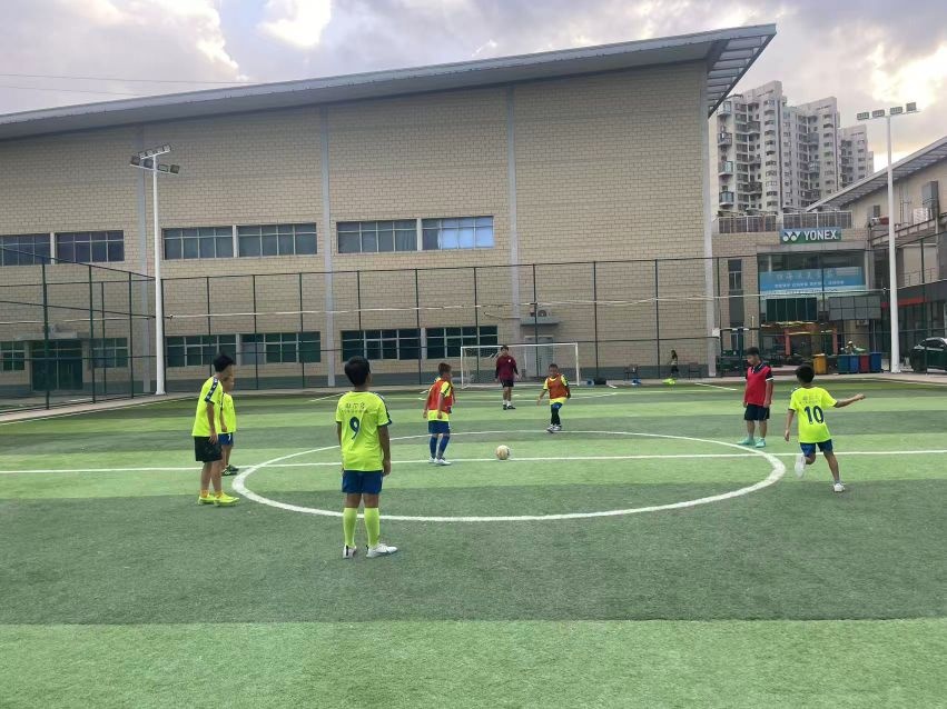 那尔多足球培训(五缘湾校区)