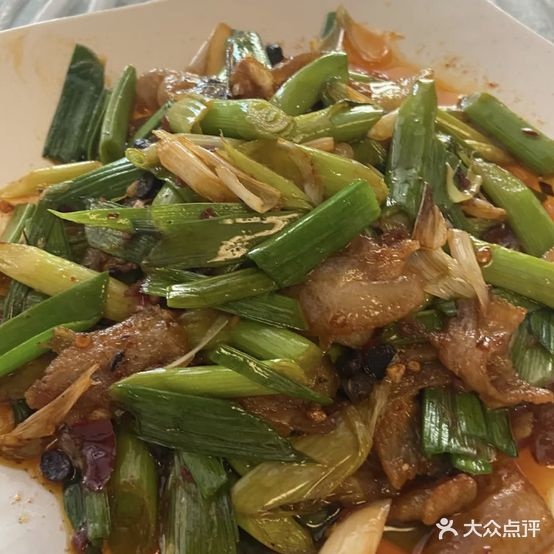 牧云听风羌家菜馆