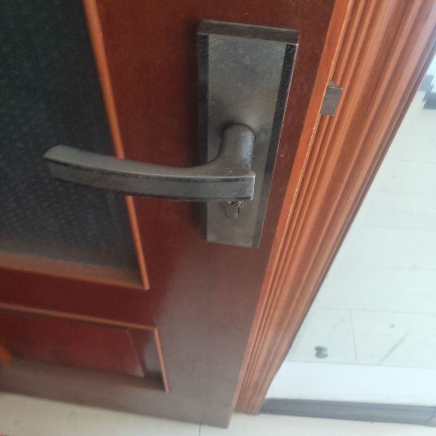 辛氏开锁换锁汽车钥匙