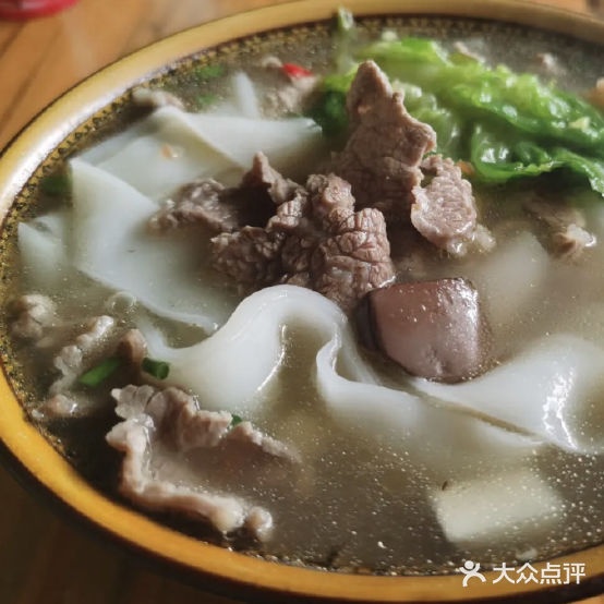 毛南特色生太牛肉馆