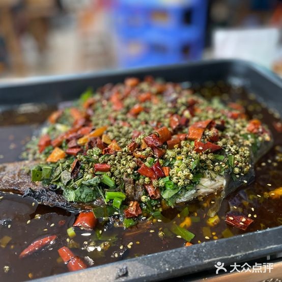 翘峨眉串串香特色烤烤