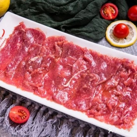 三元里臻牛手切鲜卤肉火锅(汇峰吾悦店)