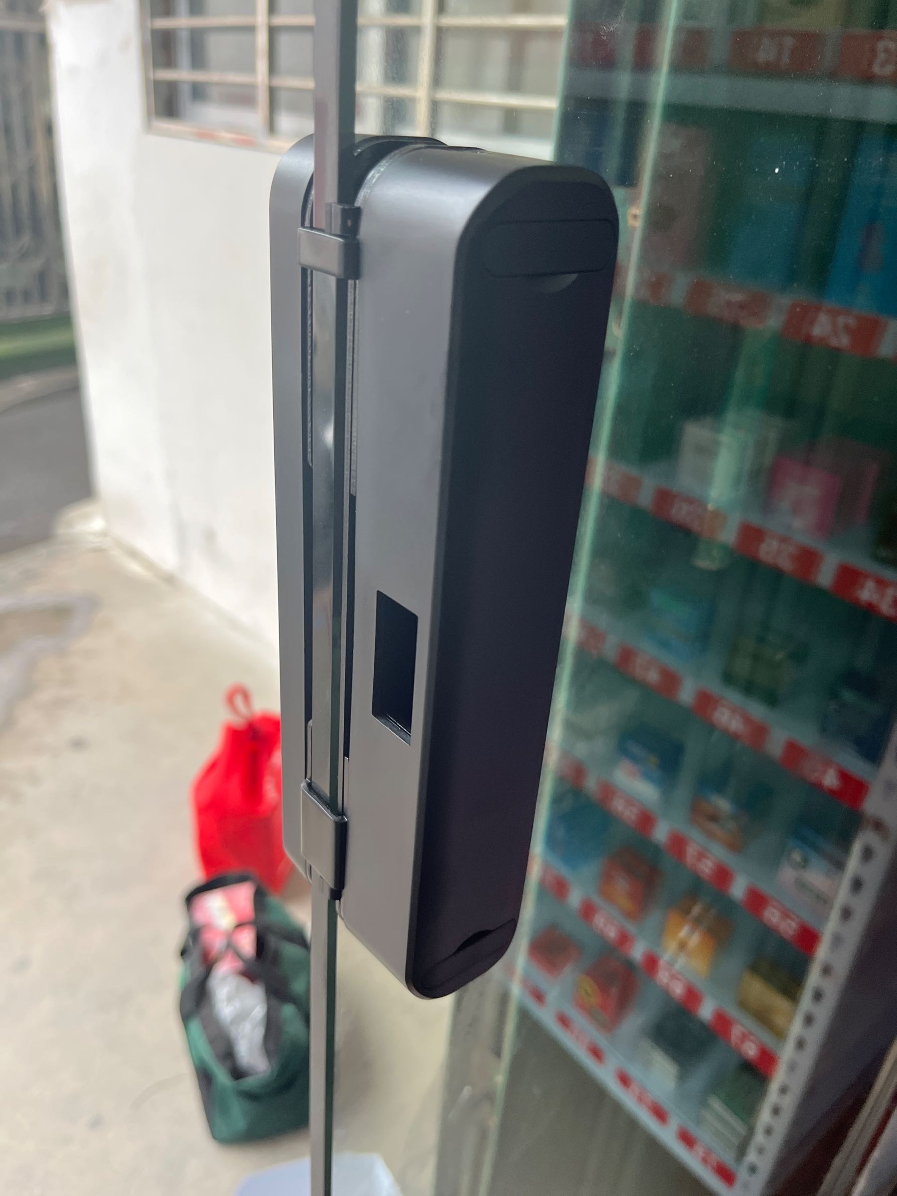 金点锁城开锁换锁指纹锁配钥匙