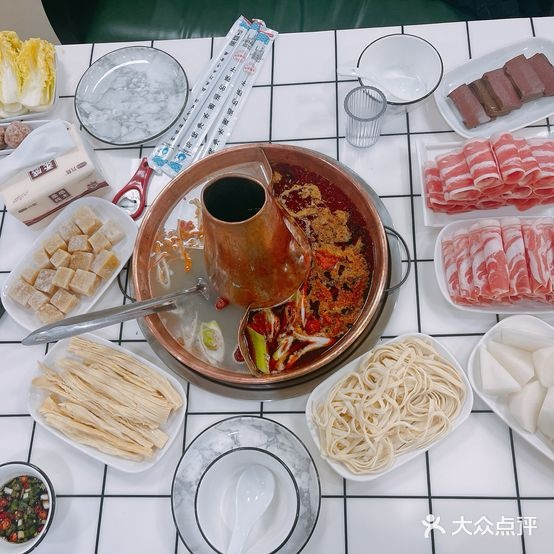 弈嘉小肥羊铜火锅
