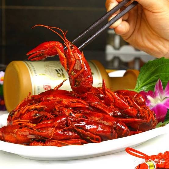 颐和居北京麻辣龙虾(桃园南路店)