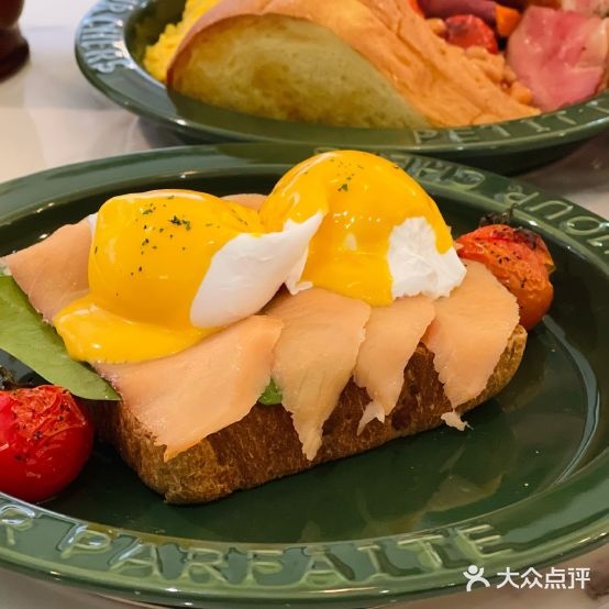 岚山早餐公司BREAKFAST COMPANY(BFC外滩金融中心店)