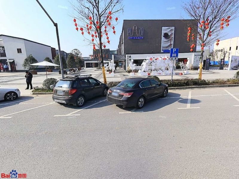 证大大拇指广场