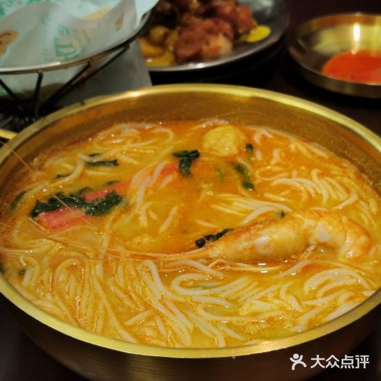 小泰造泰式米粉料理(新田360广场郑州国贸店)