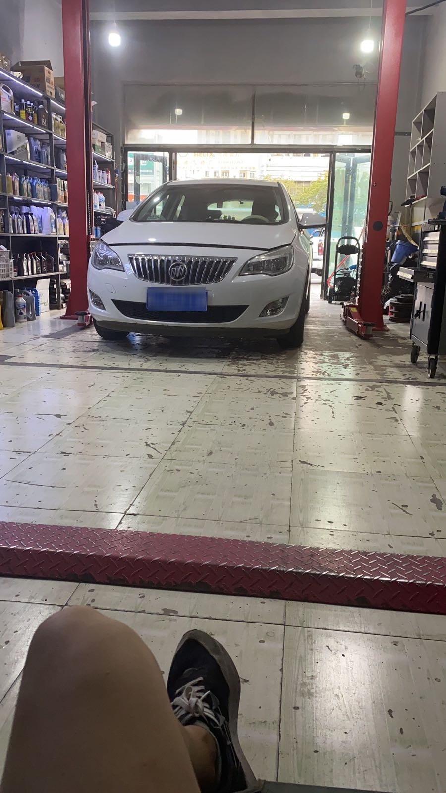 冀伟修车