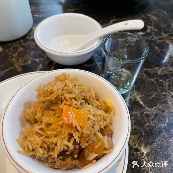 亭下竹筒饭店