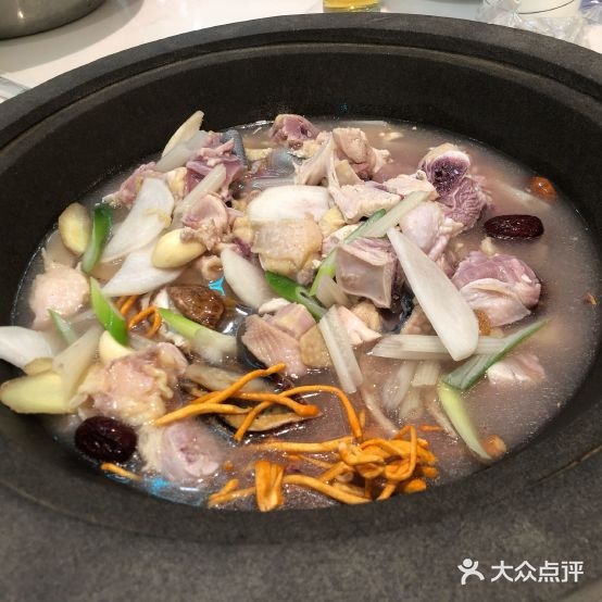 菌岭天下·云南野生菌石锅鱼(告庄店)