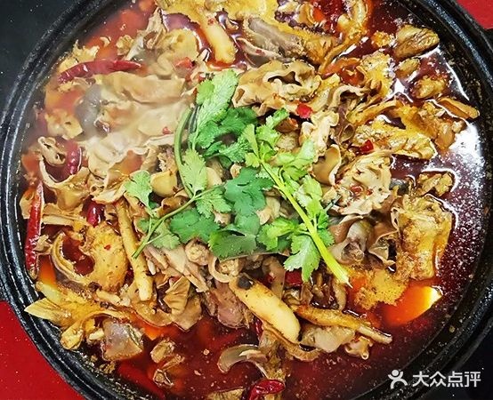 聚客庄腊拍鸡汤锅店(公园坝店)