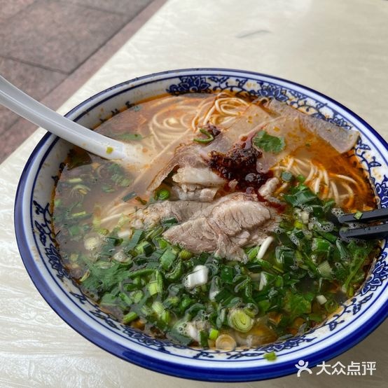 兰州牛肉拉面(龙城世家总店)