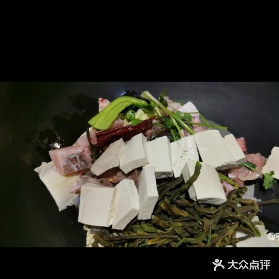 黑土风情铁锅炖(众凯家园店)