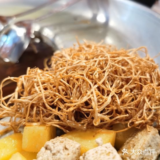 刘记炸洋芋(青云市集店)