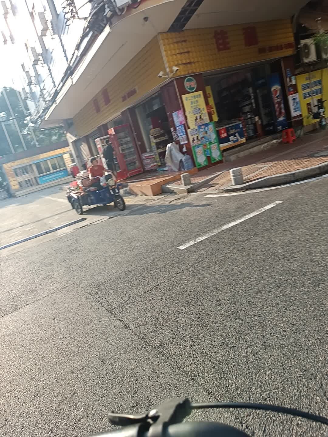 佳和港货进口食品(光明二路店)