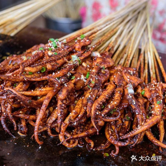梁师傅铁板尤鱼(小吃一条街店)