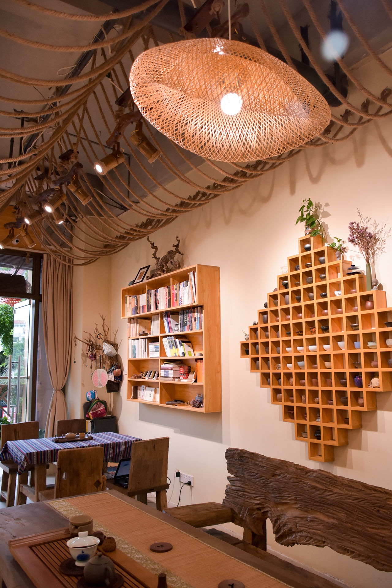 茶氏(印尼园·午街店)