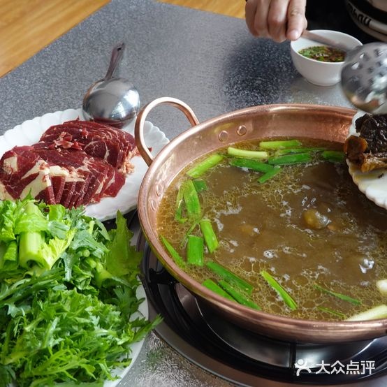 利鹏清真园饭店
