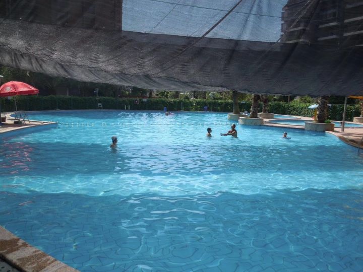 罗马佳洲游泳池