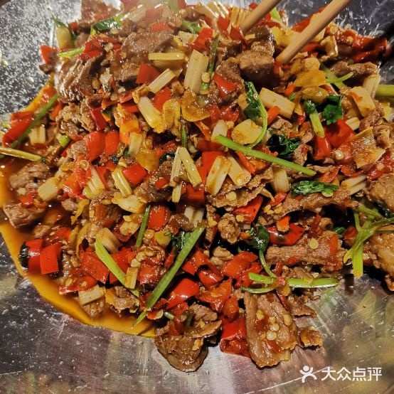 灶东家民间菜(铜梁店)
