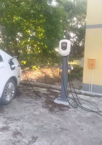 电动汽车充电站