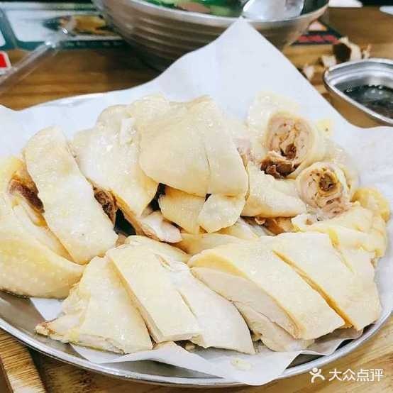 肴庄全牛酒馆火锅(汉滨店)