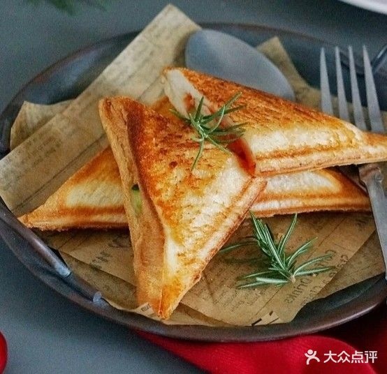 蔬管理沙拉全麦三明治(万江店)