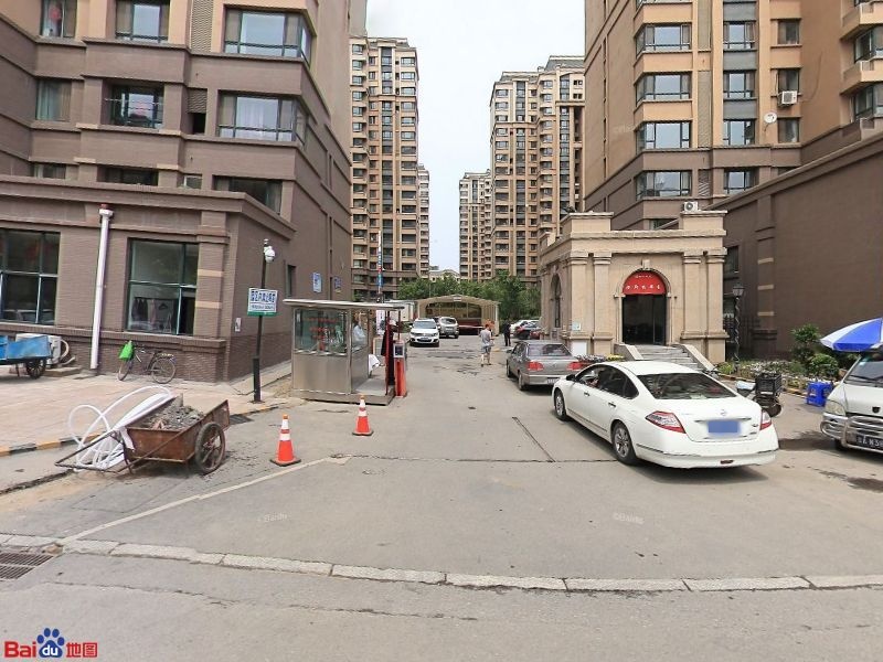 吉林省长春市南关区临河街和南环城路交叉口西南角