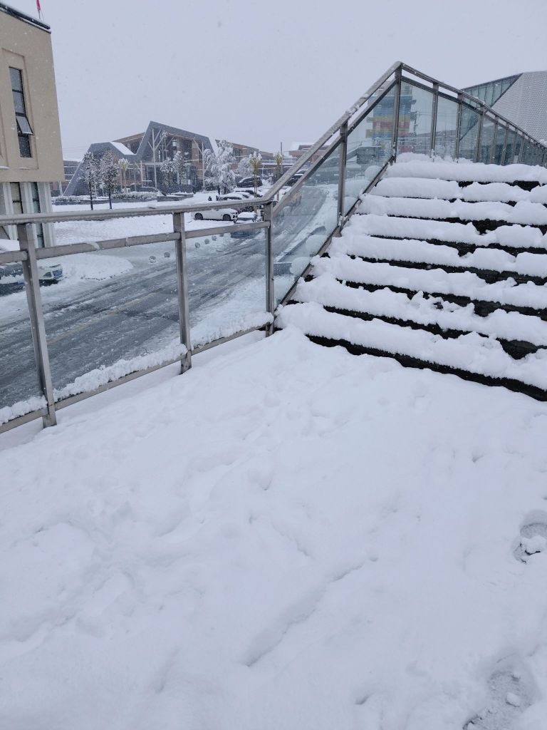 甘孜职业学院