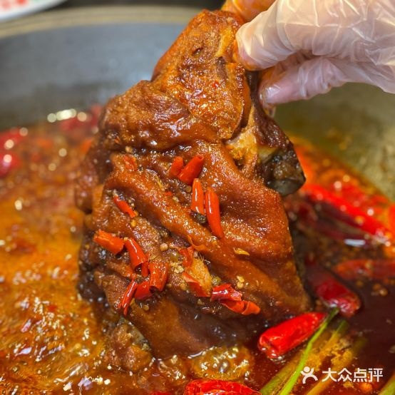 牛老市鱿坎上慨火锅(乌鲁木齐温州街店)