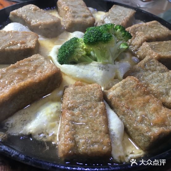 拾箸味参芝鸡主题餐厅